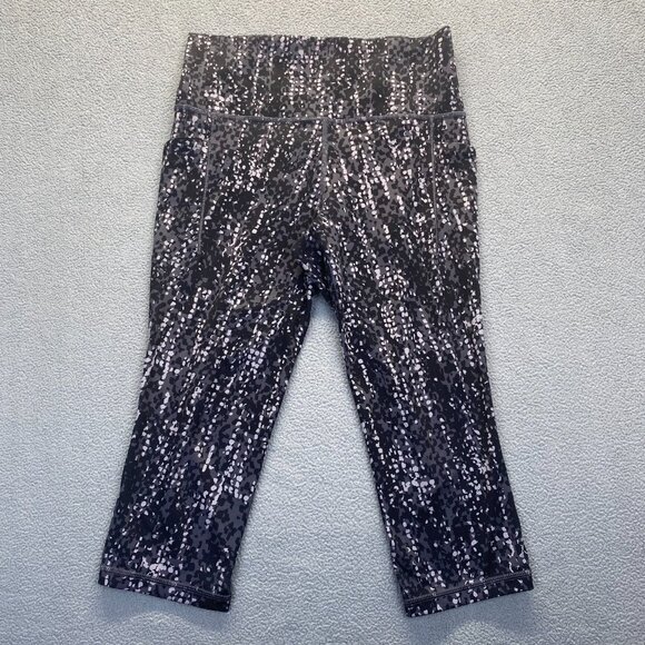 Athleta Capri Leggings Black/White Women's Size Size S/P,Pockets,Athletic - Picture 1 of 9
